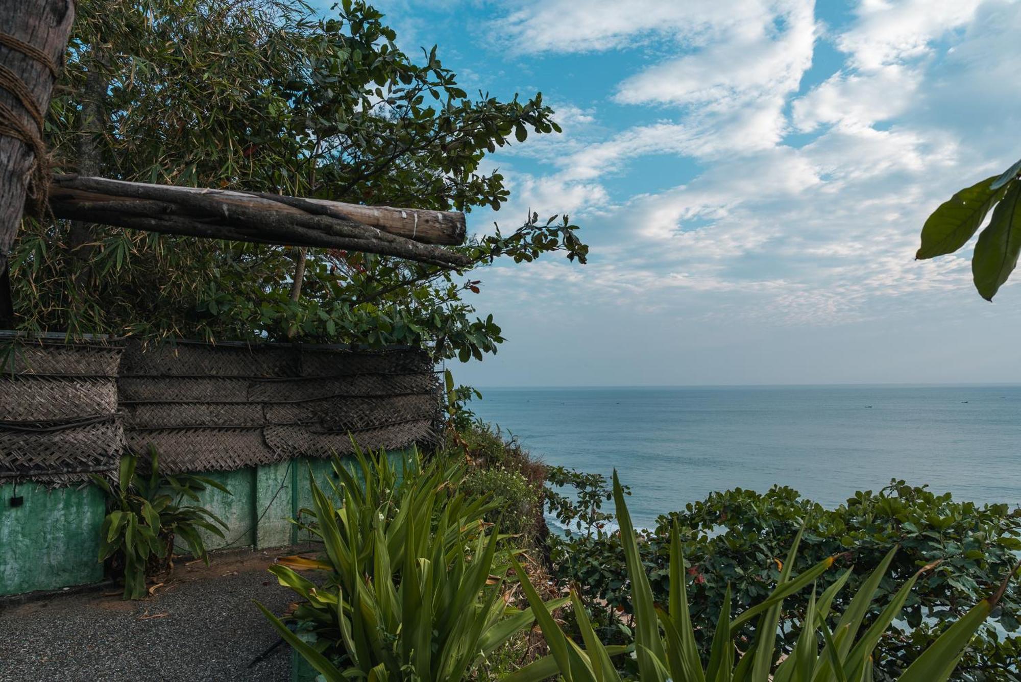 Nidra By Sarwaa Bed & Breakfast Varkala Ngoại thất bức ảnh