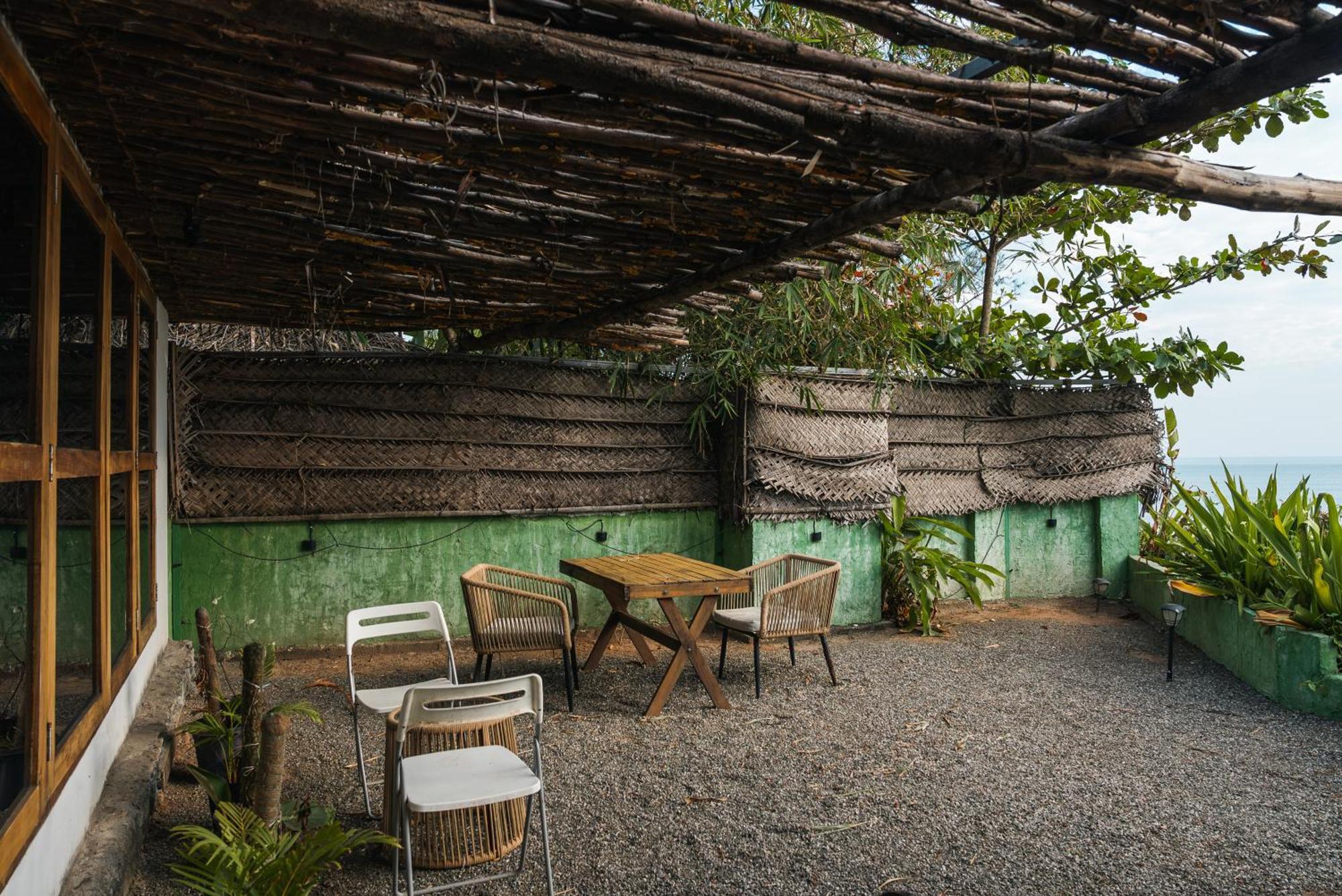 Nidra By Sarwaa Bed & Breakfast Varkala Ngoại thất bức ảnh