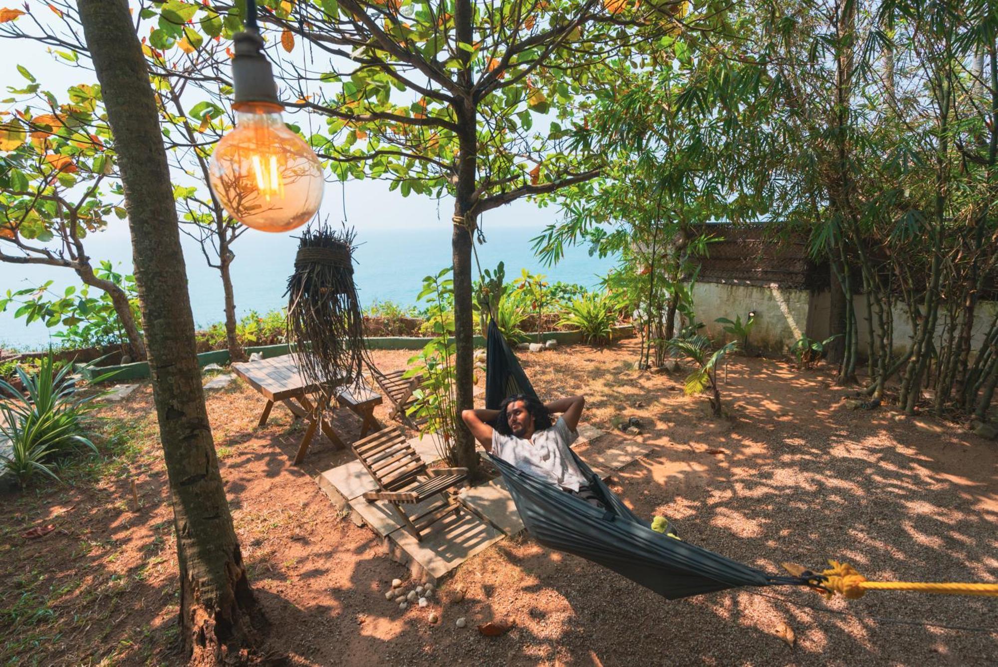 Nidra By Sarwaa Bed & Breakfast Varkala Ngoại thất bức ảnh